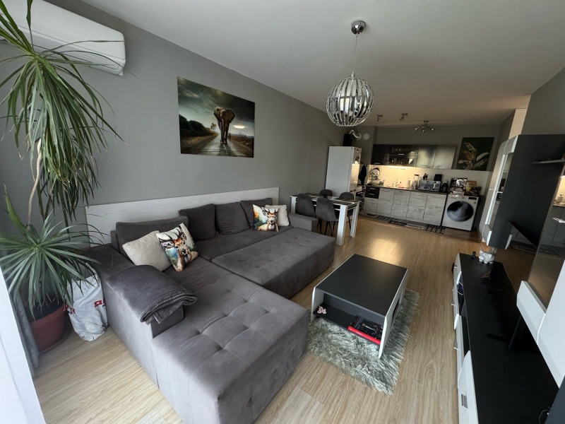 Продава  2-стаен, град Бургас, Меден рудник - зона Д •  133 000 EUR • ID 71825054 — holmes.bg - [1] 