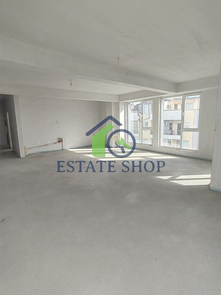 Na sprzedaż  2 sypialnie Plowdiw , Kamenica 1 , 148 mkw | 92312843