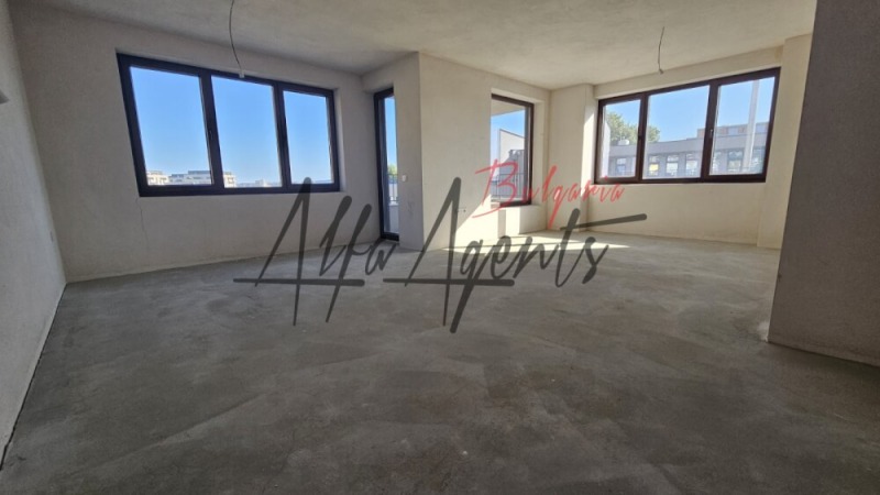 Продава  4-стаен град Варна , Победа , 150 кв.м | 53123653 - изображение [2]