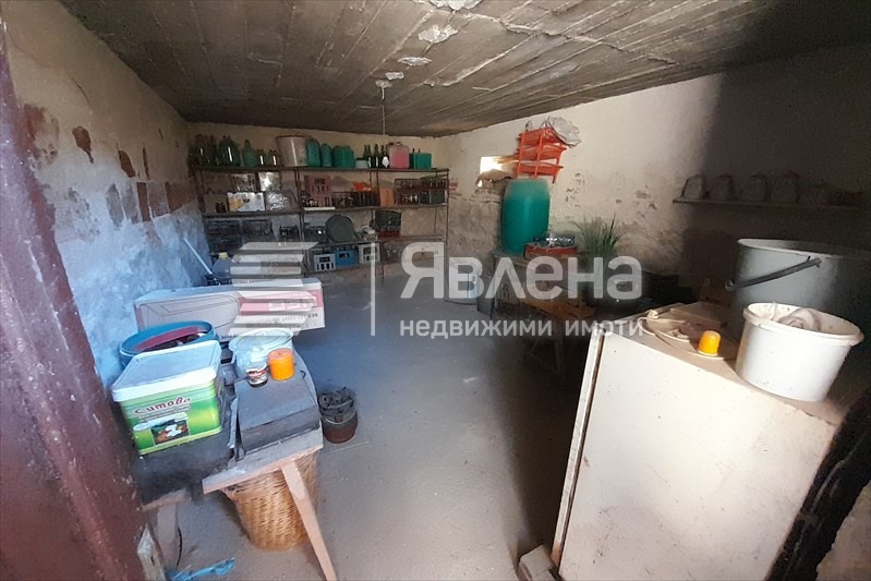 Продава КЪЩА, с. Белозем, област Пловдив, снимка 13 - Къщи - 45578757