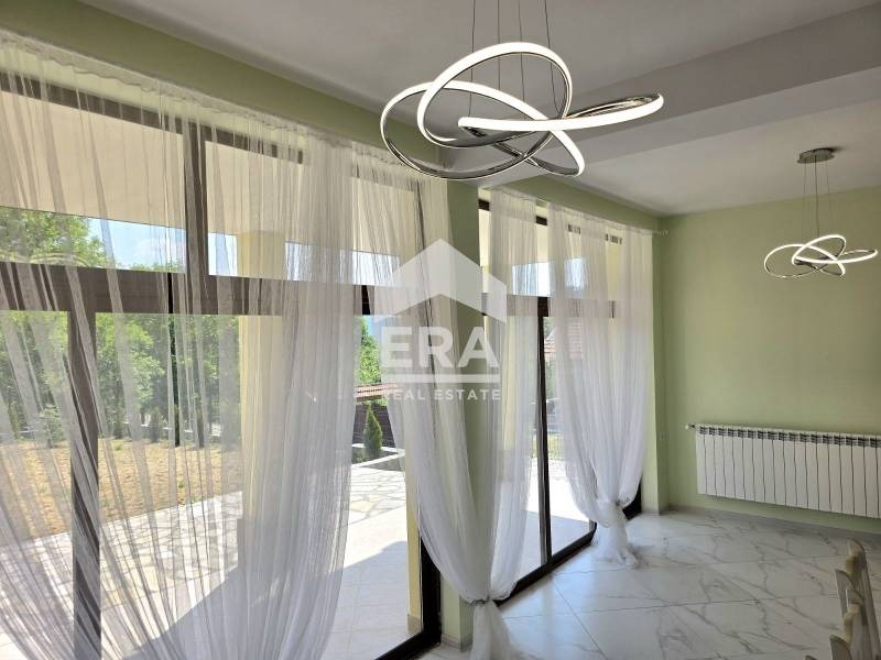 Till salu  Hus region Lovech , Teteven , 240 kvm | 30950081 - bild [12]