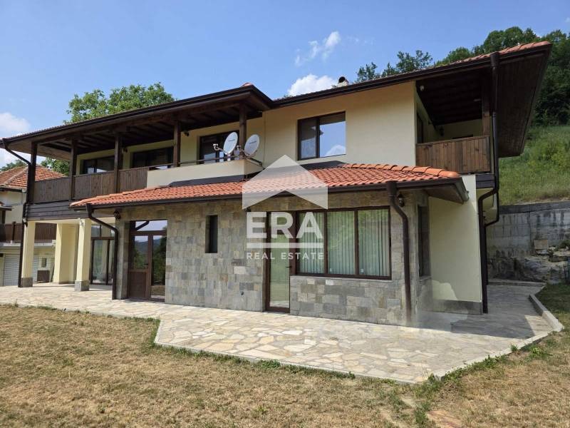 Till salu  Hus region Lovech , Teteven , 240 kvm | 30950081