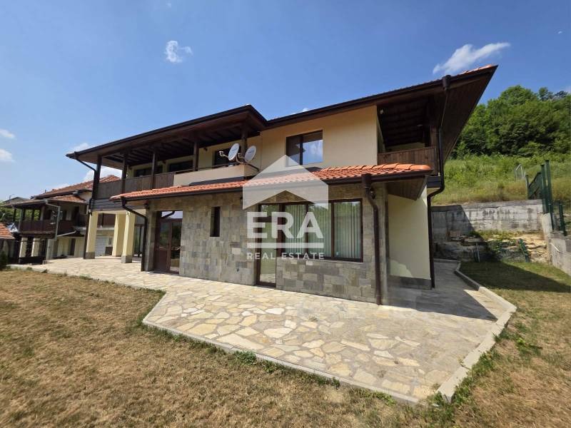 Till salu  Hus region Lovech , Teteven , 240 kvm | 30950081 - bild [2]
