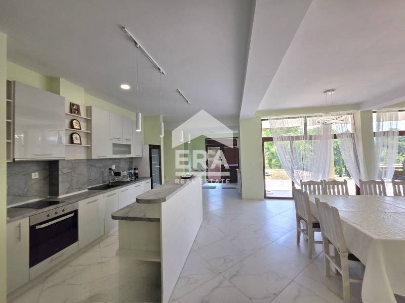 Till salu  Hus region Lovech , Teteven , 240 kvm | 30950081 - bild [11]