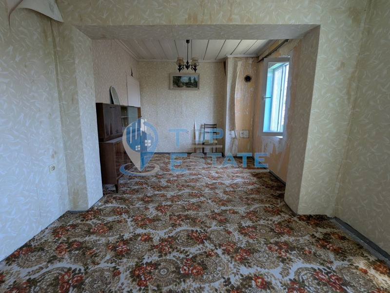 Te koop  Huis regio Veliko Tarnovo , Dragizjevo , 140 m² | 77578485 - afbeelding [4]