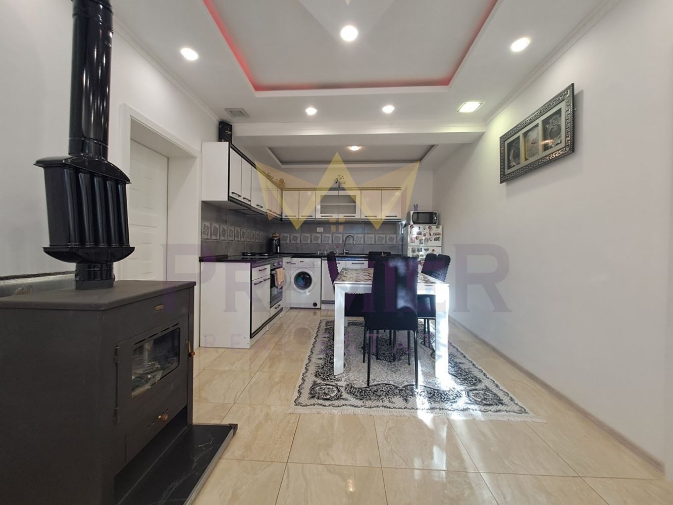 Продава КЪЩА, с. Гроздьово, област Варна, снимка 4 - Къщи - 53809805