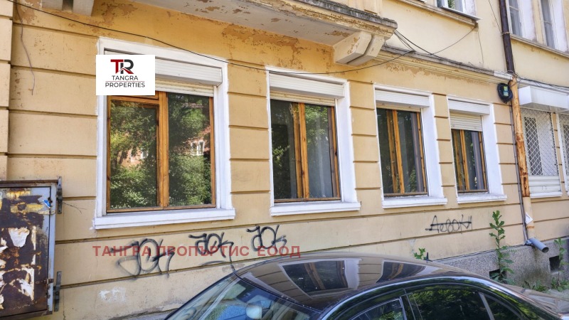 Na sprzedaż  1 sypialnia Pernik , Iztok , 55 mkw | 37260464 - obraz [3]