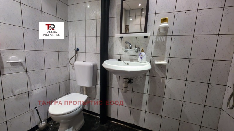 Na sprzedaż  1 sypialnia Pernik , Iztok , 55 mkw | 37260464 - obraz [11]