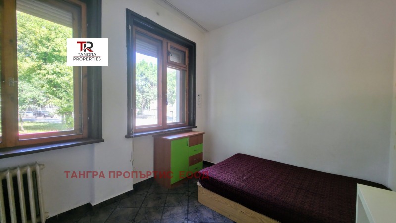 Na sprzedaż  1 sypialnia Pernik , Iztok , 55 mkw | 37260464 - obraz [12]