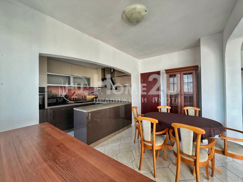 Eladó  2 hálószobás Plovdiv , Karsijaka , 109 négyzetméter | 89231871
