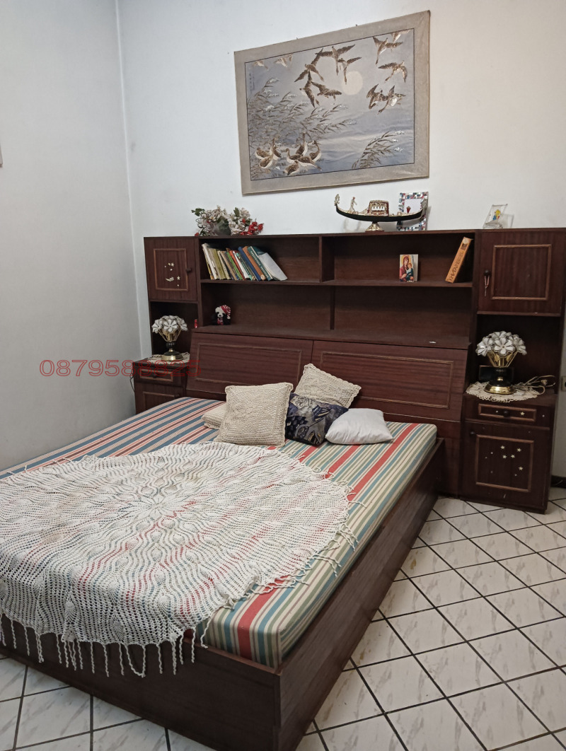 Продава ЕТАЖ ОТ КЪЩА, гр. Горна Оряховица, област Велико Търново, снимка 13 - Етаж от къща - 52779688