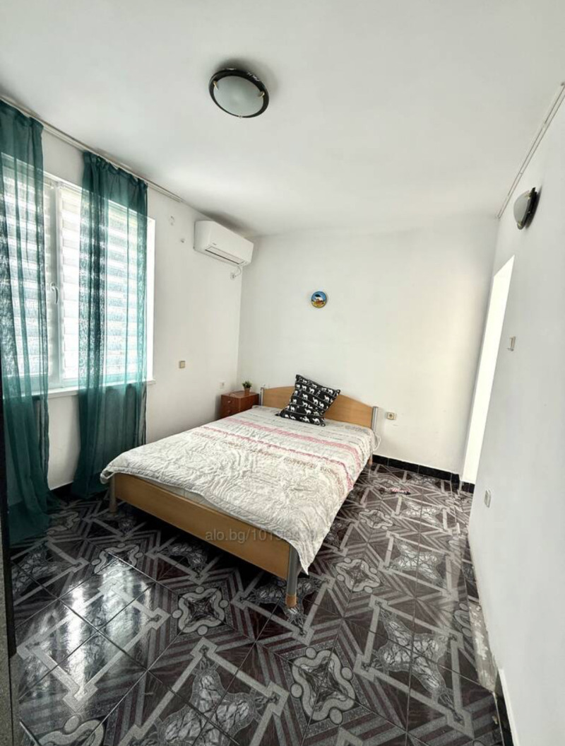 Продава  Къща град Бургас , Банево , 223 кв.м | 42625825 - изображение [16]