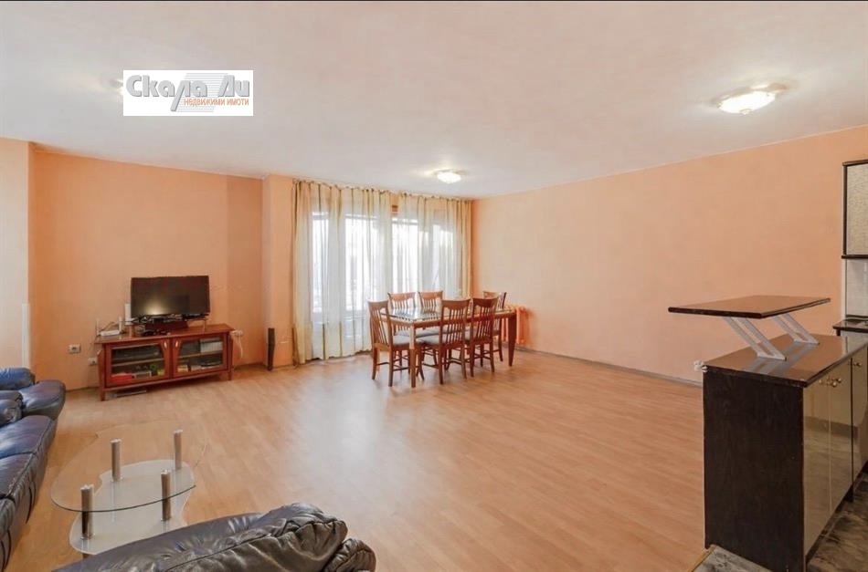 Продава 3-СТАЕН, гр. София, Център, снимка 2 - Апартаменти - 54201527