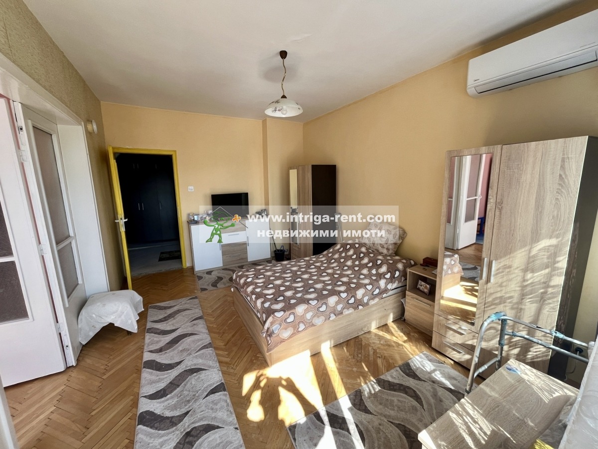 Продава 4-СТАЕН, гр. Хасково, Център, снимка 2 - Апартаменти - 55390628