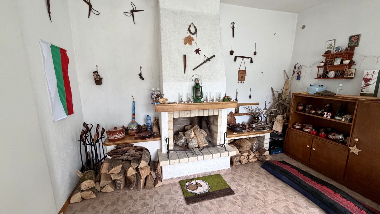 Продава ЕТАЖ ОТ КЪЩА, гр. Девин, област Смолян, снимка 5 - Етаж от къща - 55348752