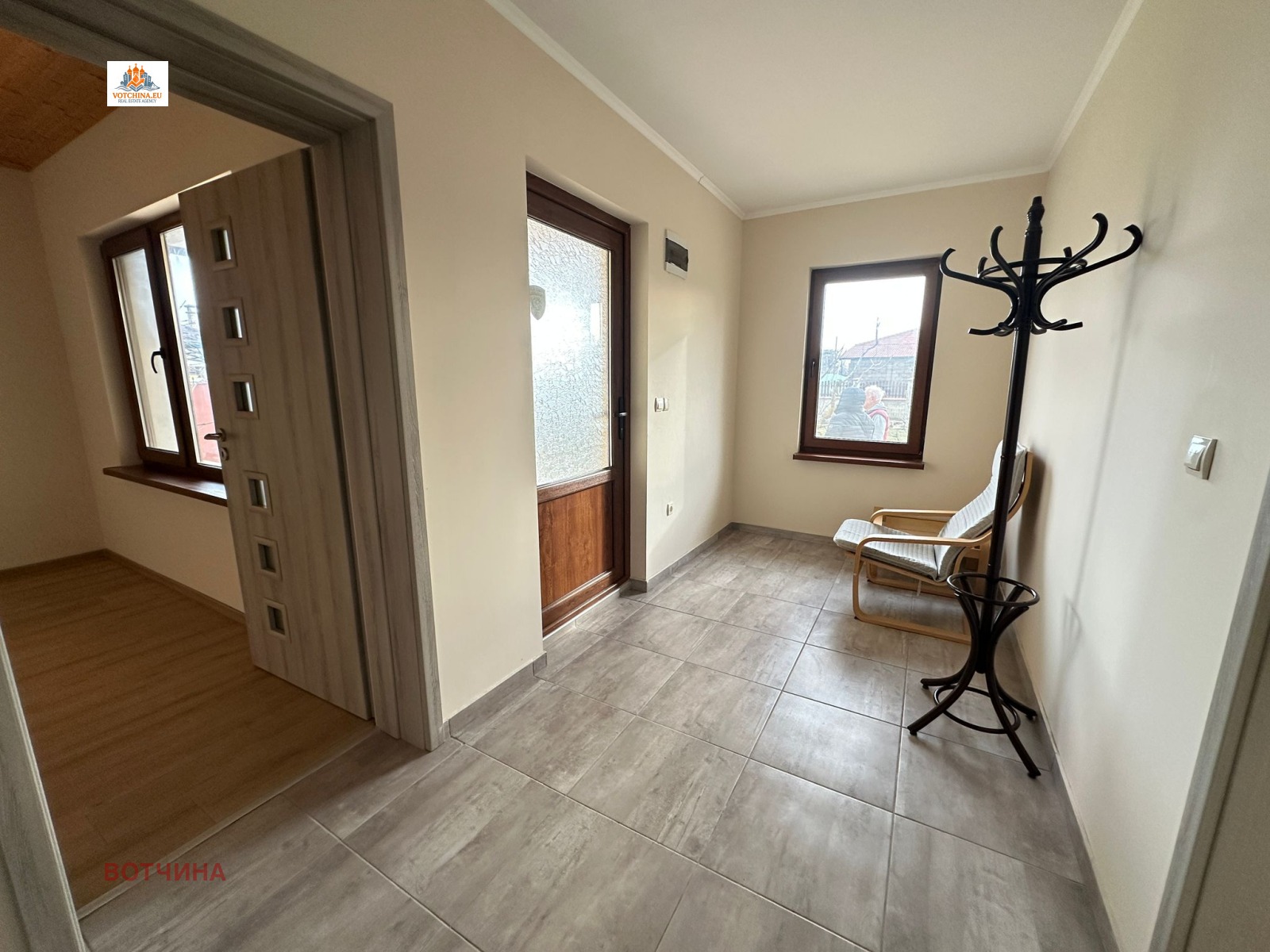 Продава КЪЩА, с. Соколово, област Добрич, снимка 2 - Къщи - 56003179