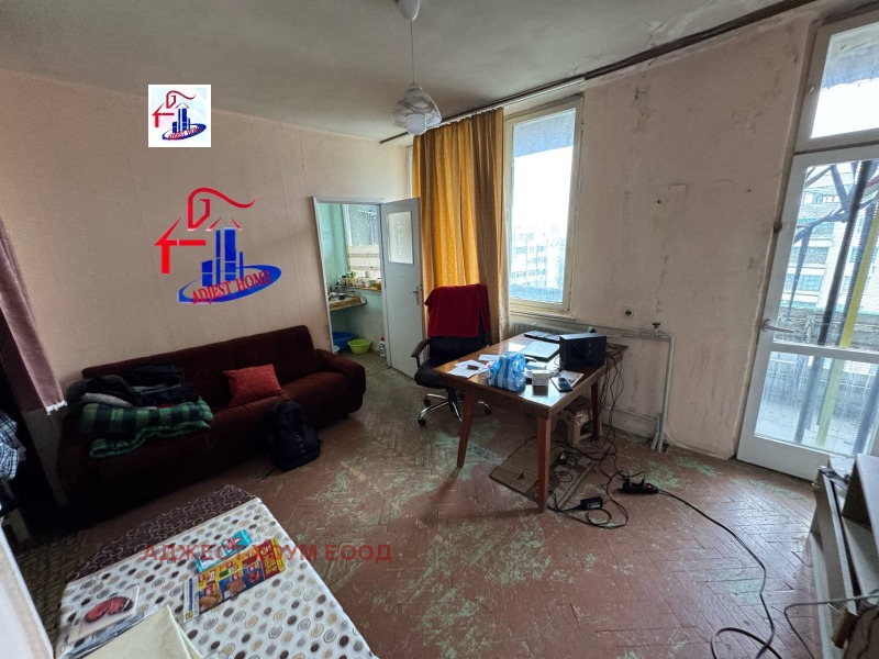 Продава  1-стаен, град Шумен, Тракия •  105 000 лв. • ID 68978617 — holmes.bg - [1] 