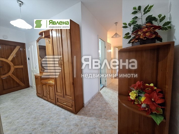 Продава 4-СТАЕН, гр. Бургас, Лазур, снимка 2 - Апартаменти - 54887570