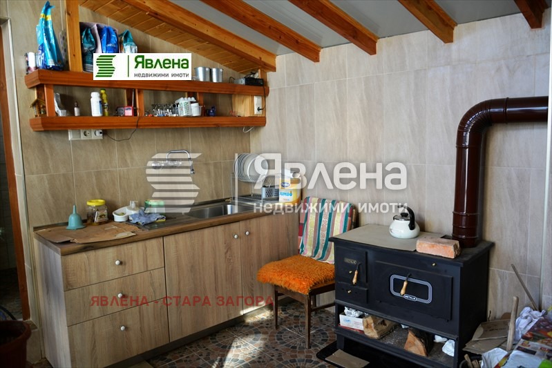 Продава КЪЩА, с. Малка Верея, област Стара Загора, снимка 13 - Къщи - 49416845