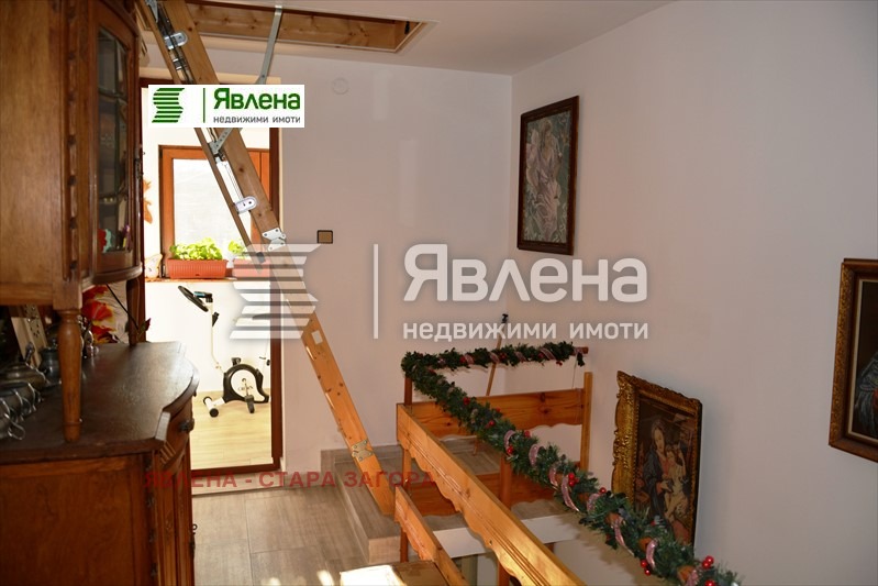 Продава КЪЩА, с. Малка Верея, област Стара Загора, снимка 11 - Къщи - 49416845