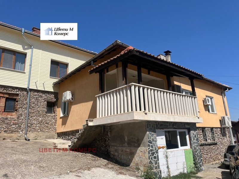 En venta  Casa Vratsa , Medkovets , 196 metros cuadrados | 47159328