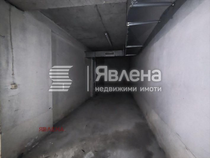 Продава ГАРАЖ, ПАРКОМЯСТО, гр. София, Люлин 8, снимка 2 - Гаражи и паркоместа - 54610735