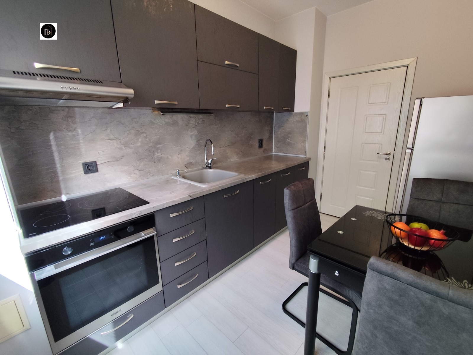 Продава 3-СТАЕН, гр. Пловдив, Кючук Париж, снимка 5 - Апартаменти - 53899579