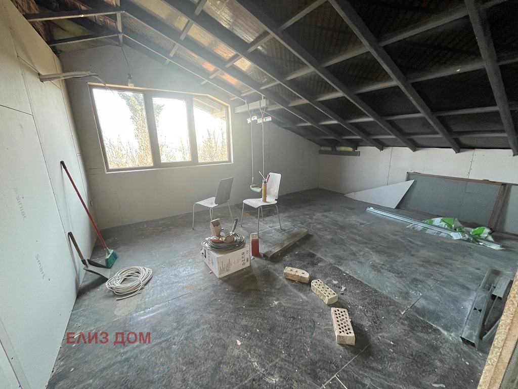 Продава КЪЩА, гр. Варна, м-т Прибой, снимка 4 - Къщи - 53972035