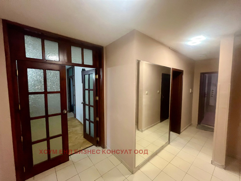 Na sprzedaż  1 sypialnia Sofia , Lozenec , 100 mkw | 43954225 - obraz [7]