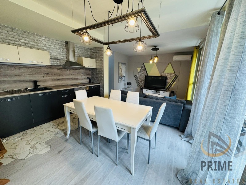 Продается  2 спальни Бургас , Сарафово , 195 кв.м | 54345367