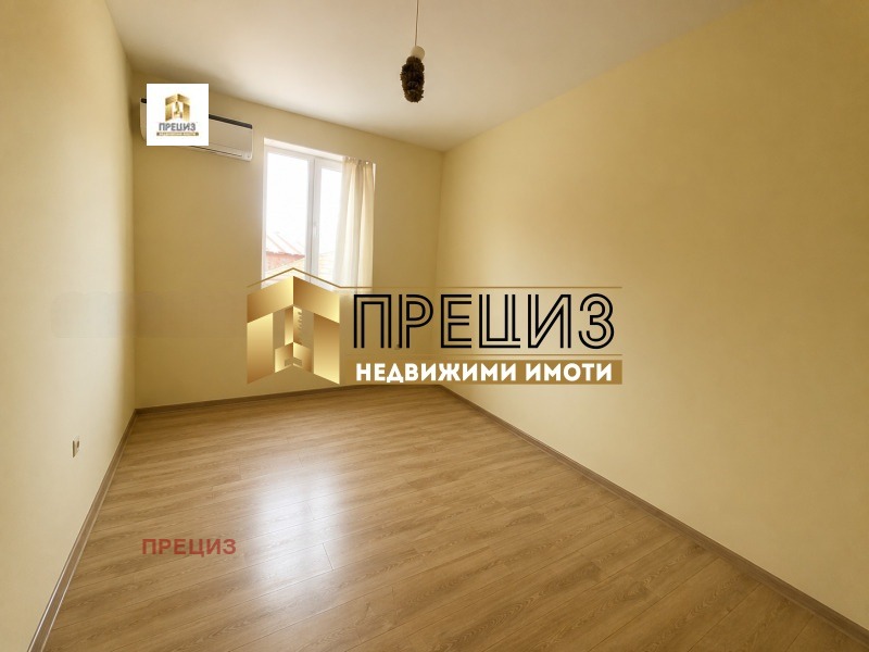 Продава 4-СТАЕН, гр. Шумен, Добруджански, снимка 3 - Апартаменти - 55740855