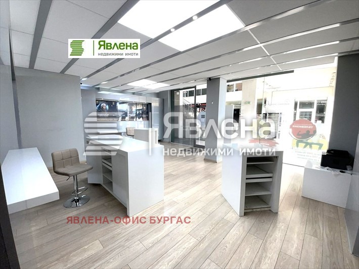 À venda  Comprar Burgas , Slaveikov , 103 m² | 21015144