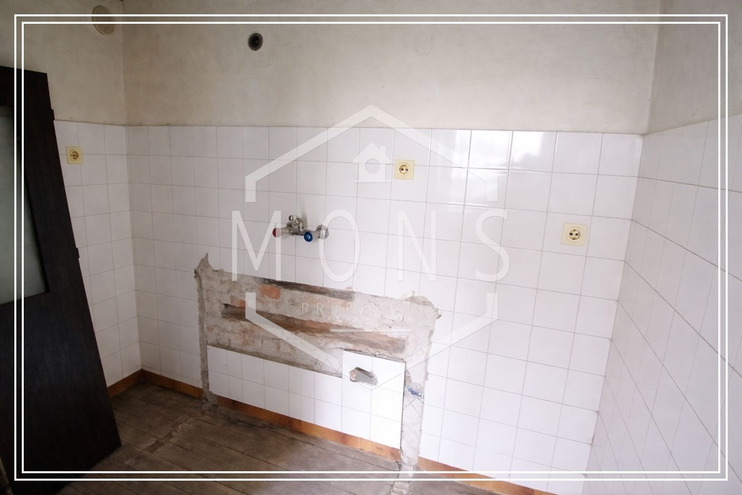 Продава 3-СТАЕН, гр. Велико Търново, Бузлуджа, снимка 8 - Апартаменти - 53993510