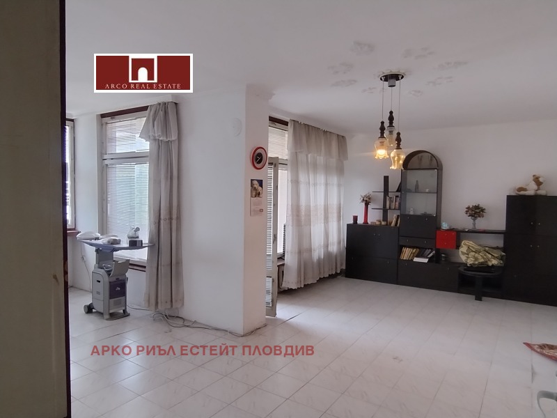 In vendita  2 camere da letto Plovdiv , Tsentar , 98 mq | 37169621 - Immagine [2]