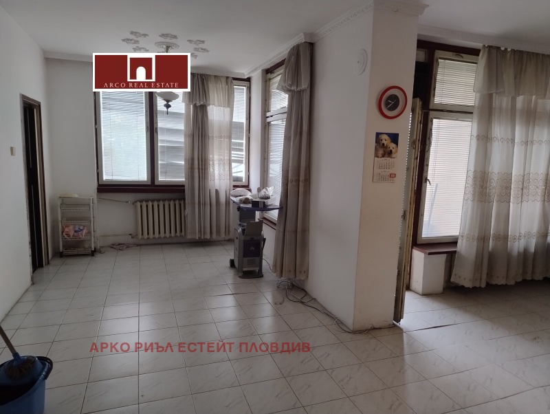 In vendita  2 camere da letto Plovdiv , Tsentar , 98 mq | 37169621 - Immagine [8]