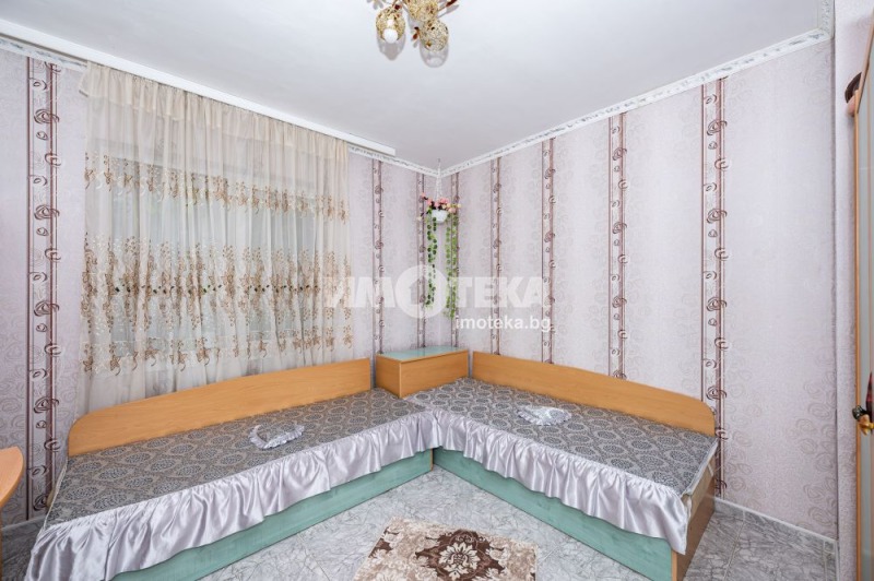 Zu verkaufen  3+ Schlafzimmer Plowdiw , Kjutschuk Parisch , 92 qm | 11100352 - Bild [8]