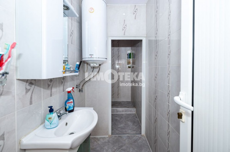 De vânzare  3+ dormitor Plovdiv , Ciuciuc Parij , 92 mp | 11100352 - imagine [5]