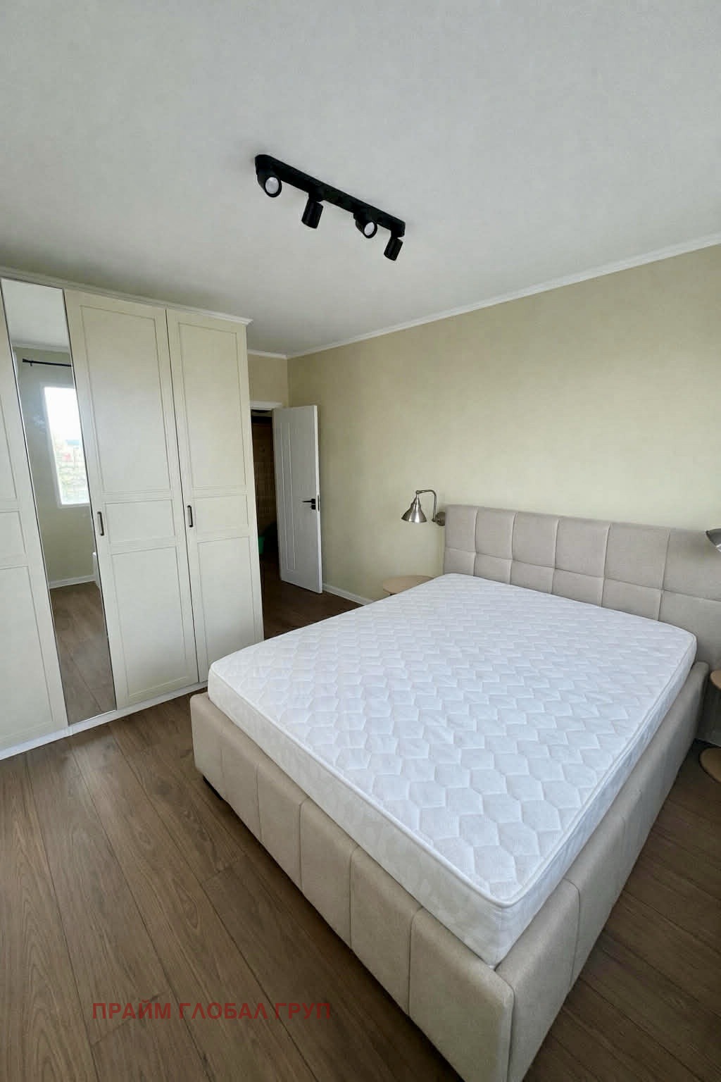 Продава 3-СТАЕН, гр. Бургас, Изгрев, снимка 3 - Апартаменти - 54225001