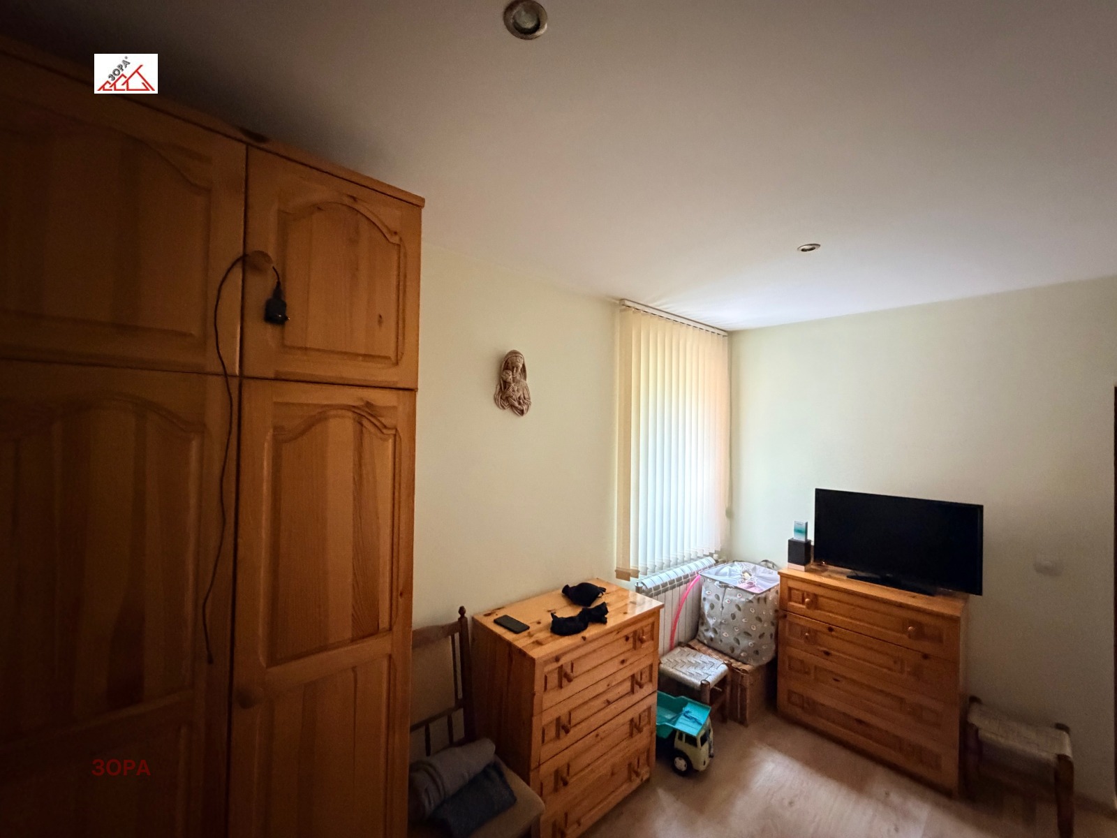 Продава ЕТАЖ ОТ КЪЩА, гр. Враца, Медковец, снимка 12 - Етаж от къща - 54343179