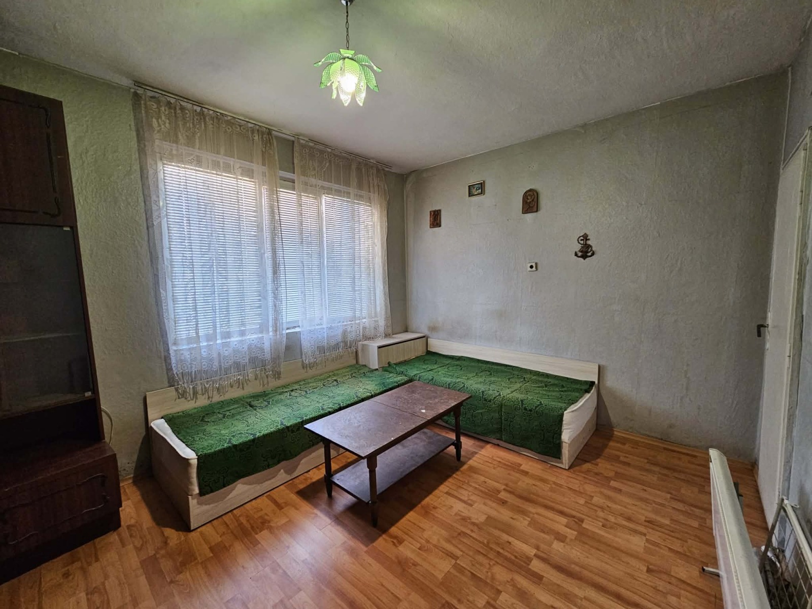 Продава КЪЩА, гр. Карлово, област Пловдив, снимка 6 - Къщи - 53775627