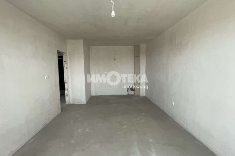 En venta  1 dormitorio Plovdiv , Ostromila , 65 metros cuadrados | 95474998