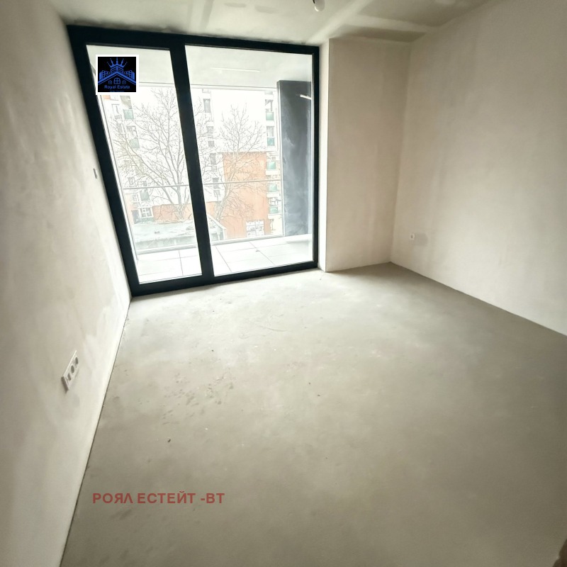 Продава 2-СТАЕН, гр. Велико Търново, Център, снимка 4 - Апартаменти - 52800342