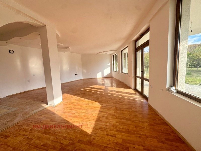 Продава  Къща област Ловеч , гр. Ябланица , 300 кв.м | 93371359 - изображение [9]
