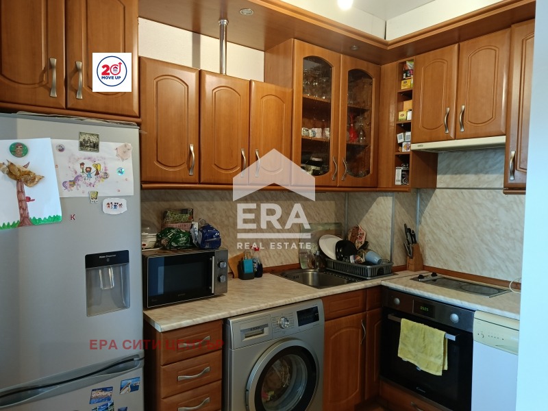 Продава 3-СТАЕН, гр. Стара Загора, Център, снимка 2 - Апартаменти - 56529420