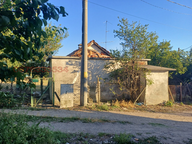 Продава КЪЩА, гр. Хасково, Промишлена зона - Изток, снимка 7 - Къщи - 52974912