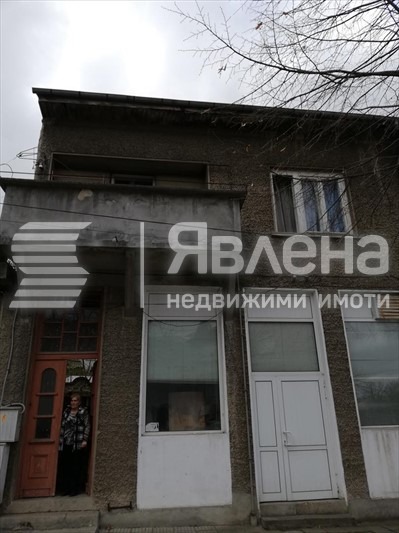 Продава КЪЩА, гр. Попово, област Търговище, снимка 2 - Къщи - 55193137