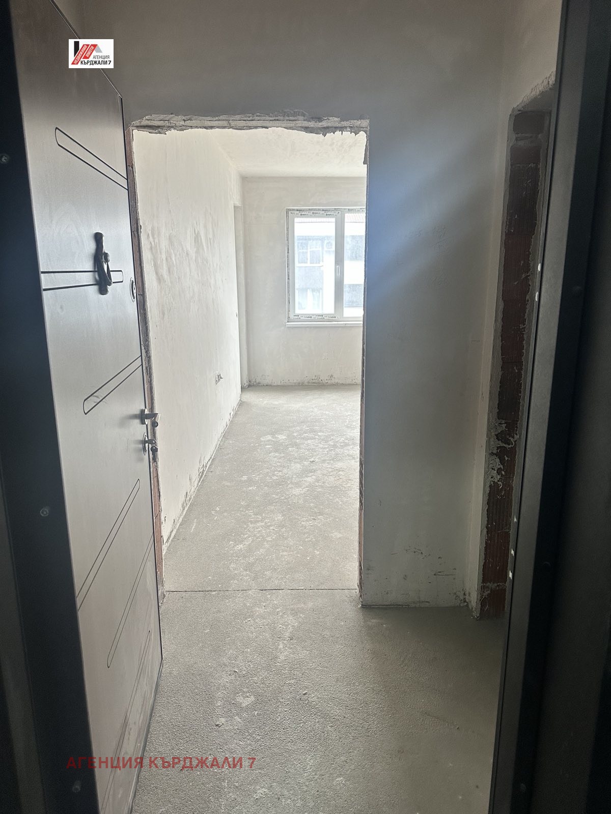 Продава 2-СТАЕН, гр. Кърджали, Възрожденци, снимка 2 - Апартаменти - 54203229