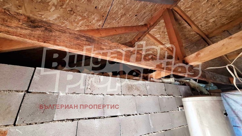 Продава КЪЩА, с. Добротич, област Варна, снимка 8 - Къщи - 49065020