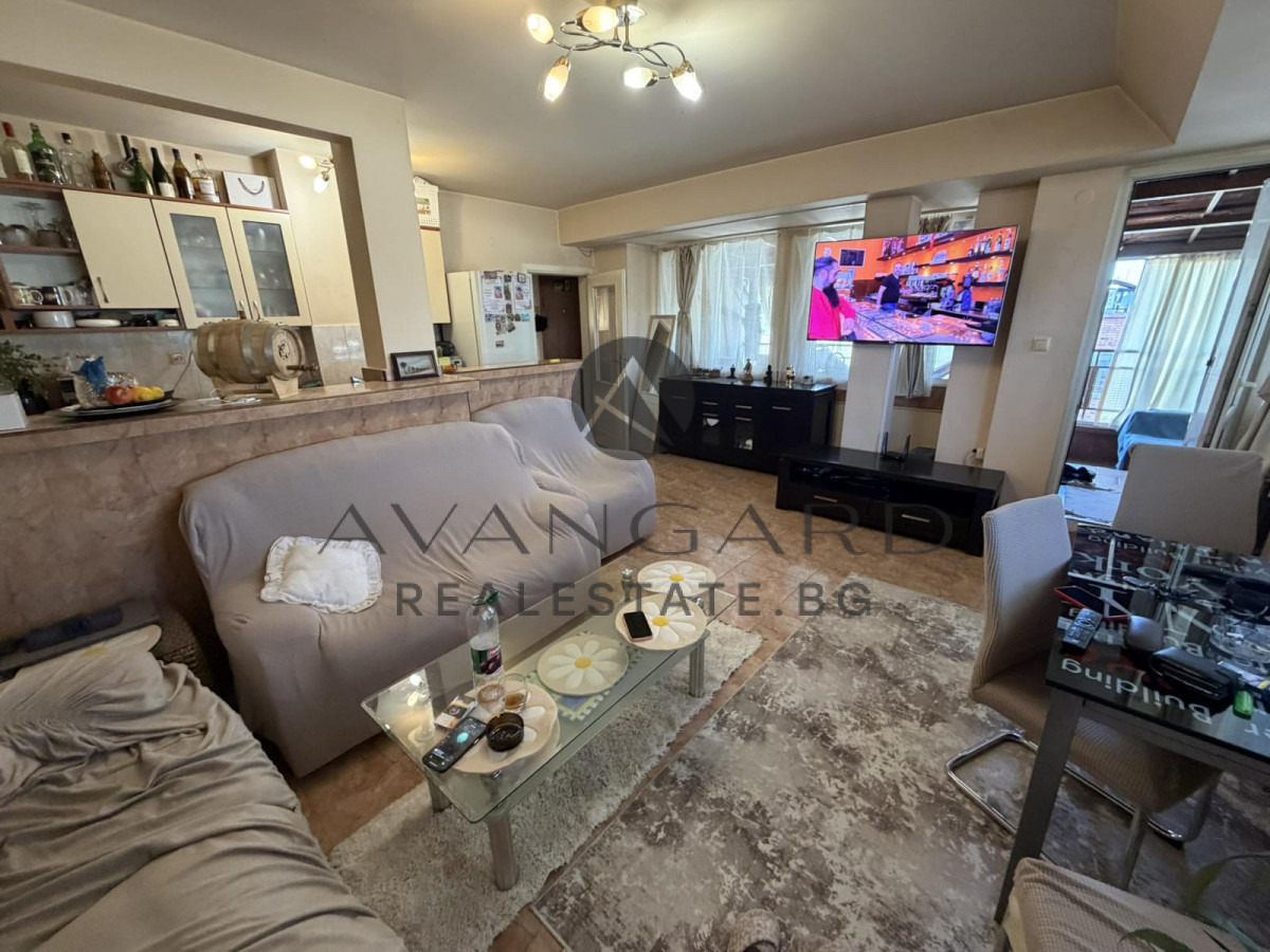 Продава 3-СТАЕН, гр. Пловдив, Център