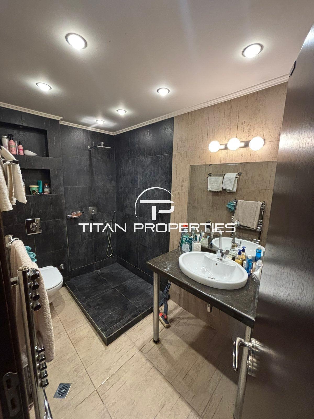 Продава МНОГОСТАЕН, гр. Бургас, Възраждане, снимка 2 - Апартаменти - 54146735